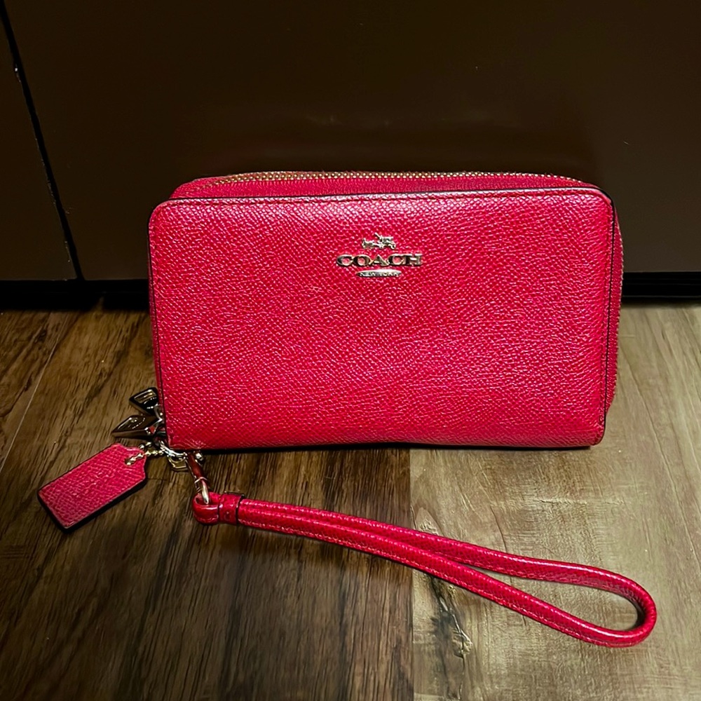 Coach Double Zip Organizer Wallet